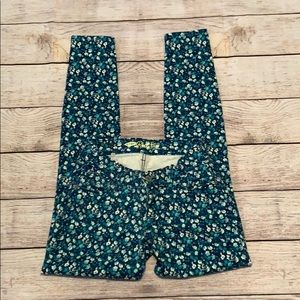 Old Navy The Rockstar Floral Ditsy Skinny Jeans